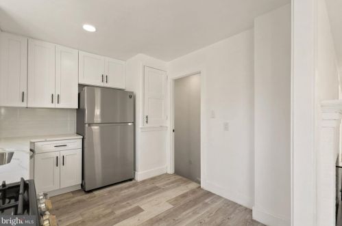 1515 Oakview Dr, Silver Spring MD 20903-2243 exterior