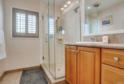 4619 130 St, Hawthorne CA 90250-5146 exterior