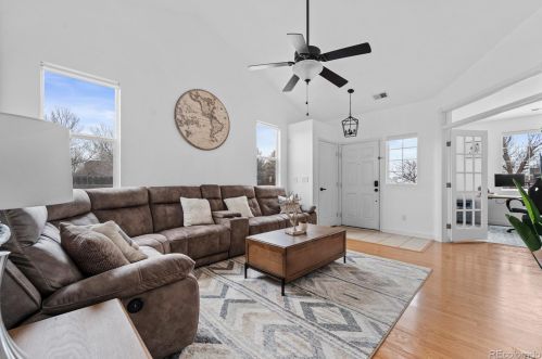 16196 99th Pl, Denver CO  80022-7108 exterior