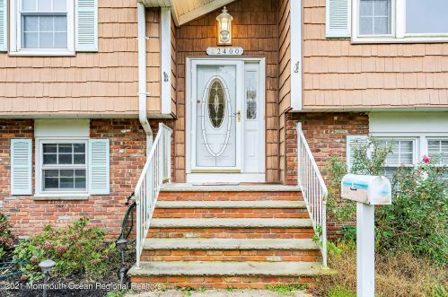 2400 Maria Pl, Point Pleasant Beach, NJ 08742-4354