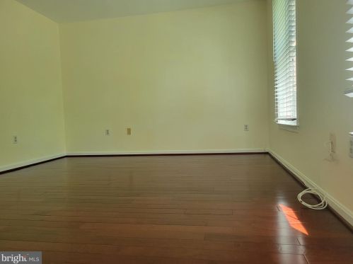 2707 Deer Ridge Dr, Silver Spring MD 20904-7140 exterior