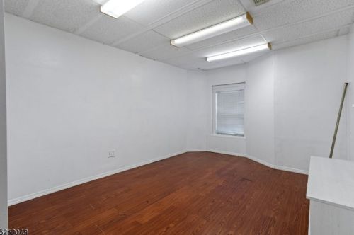 23 Grant Way, Princeton NJ  08540-1667 exterior