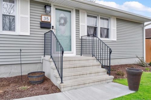 35 Harley Rd, Milford, CT 06460-3725