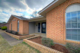 3101 Seminary Cv, Memphis, TN 38115-2610