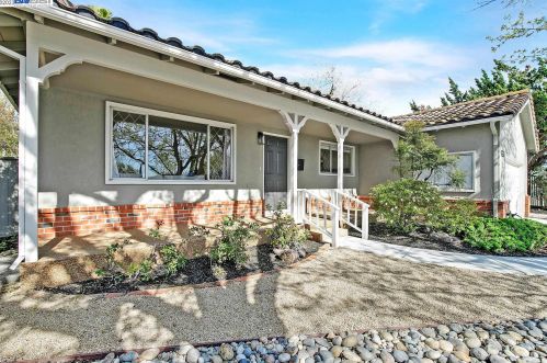 324 Cambridge Ct, Livermore, CA 94550-3407