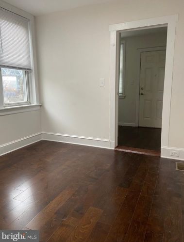 613 Front St, Camden NJ  08102-2129 exterior