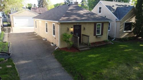 1936 4th St, Saint Paul MN  55119-4006 exterior