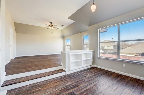 3908 Randall Ln, Carrollton TX 75007-1085 exterior