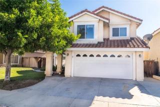 4879 Moon Crest Dr, Corona, CA 92880-9488