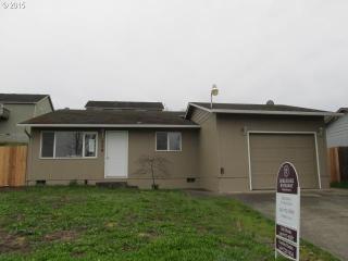 238 Lancaster Ave, Roseburg, OR 97471-5884