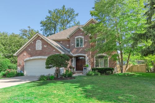 1350 Bayberry Ln, Bannockburn, IL 60015-4002
