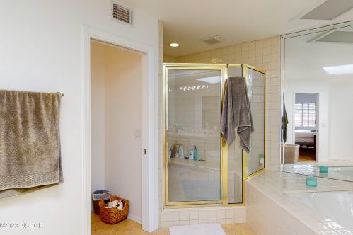 2418 Sandpiper Dr, Santa Maria CA  93455-1521 exterior