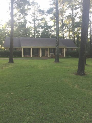 8692 Main St, Tullos, LA 71479-3629