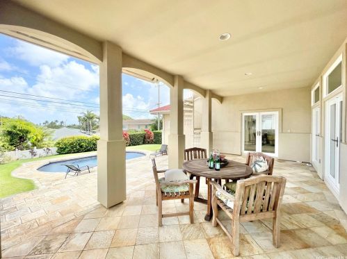 971 Koae St, Honolulu HI  96816-5004 exterior