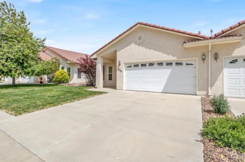 4703 Briarcrest Dr, Pueblo, CO 81005-5507