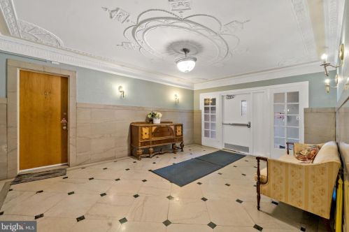 6655 Mccallum St, Philadelphia PA  19119-3154 exterior