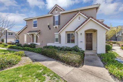 3801 Esplanade Cir, Folsom, CA 95630-7388