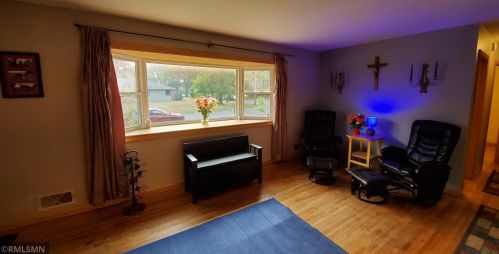 2420 Germain St, Saint Paul MN  55109-2016 exterior