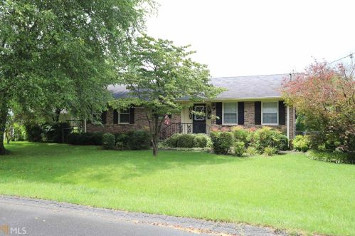 177 Sunrise Cir, Trion, GA 30753-1463