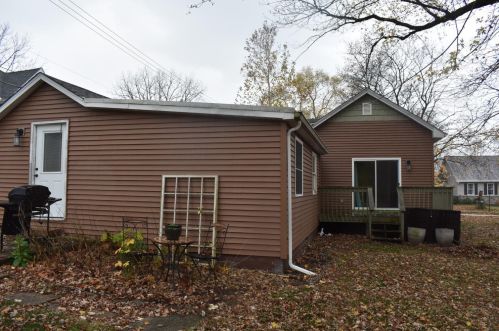 403 Erie St, Valpo IN  46383-4931 exterior