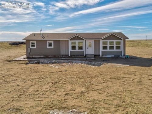 21529 Goldeneagle Dr, Calhan, CO 80808-7892