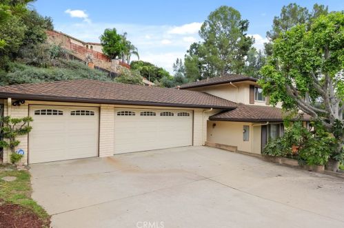 1430 Greenbriar Rd, Glendale CA  91207-1053 exterior