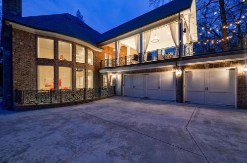 239 Beverly Rd, Atlanta GA  30309-2643 exterior
