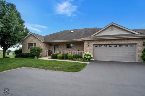 345 Woodward St, Sollitt, IL 60401-5079