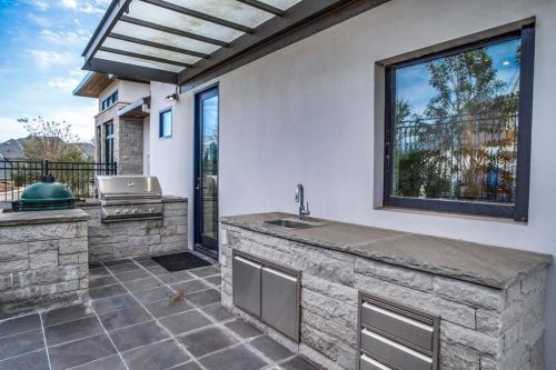 6821 Saucon Vly Dr, Fort Worth TX  76132-7125 exterior