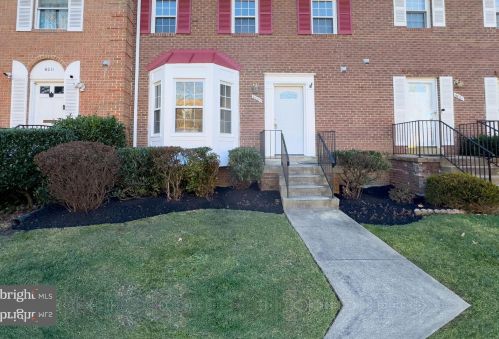 6009 Liberty Bell Ct, Springfield VA  22015-3346 exterior