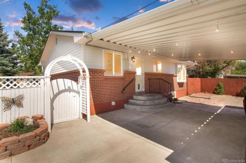 1080 Briarwood Dr, Denver CO exterior