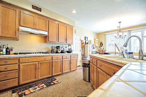 1741 Greger St, Valley Home CA 95361-8685 exterior