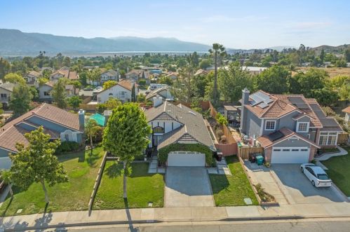 33717 View Crest Dr, Wildomar, CA 92595-8341