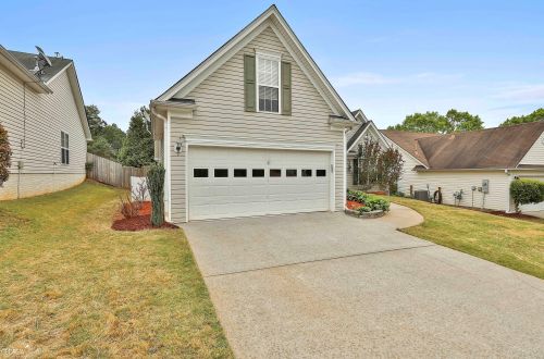 52 Crimson Way, Newnan, GA 30265-5622