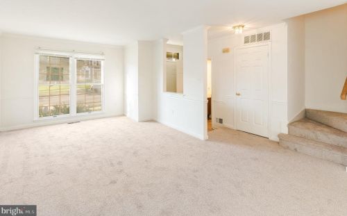 4220 Devonwood Way, Woodbridge VA  22192-5105 exterior