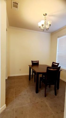 3015 Tudor Ln, Irving TX  75060-2233 exterior