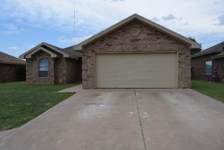 1917 77th Pl, Lubbock, TX 79423-2452