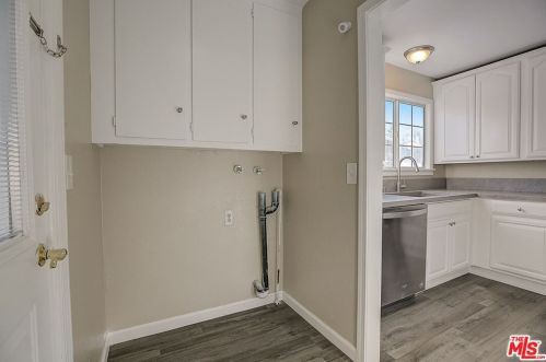 2661 Yale Ave, Anaheim CA  92801-4895 exterior