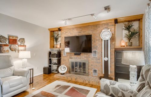1101 Oakmont Ct, Fort Collins CO  80525-2855 exterior