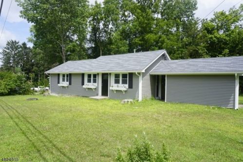 30 Lake Wallkill Rd, Wantage, NJ 07461-4235
