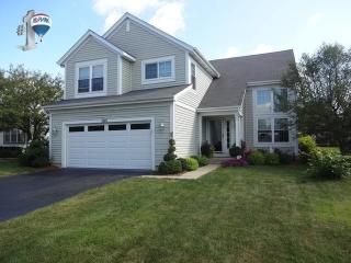 1361 Normandy Ln, Hanover Park, IL 60103-8964