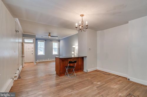 614 21st St, Philadelphia PA  19130-3232 exterior