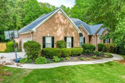 770 Summer Ridge Dr, Villa Rica, GA 30180-4288