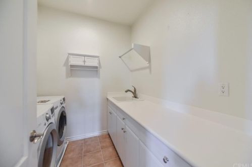 59 Winding Way, Irvine CA 92620-3415 exterior