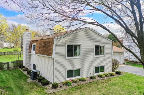 730 Main St, Trout Valley, IL 60013-1919