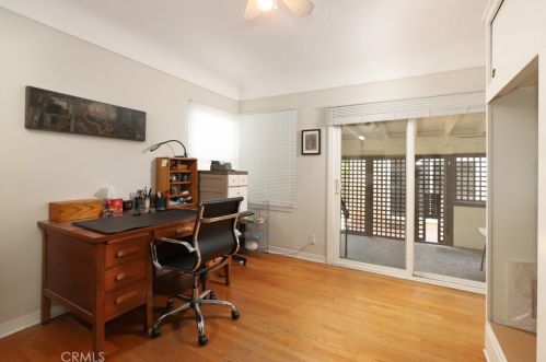 1205 Cleveland Rd, Glendale CA  91202-2602 exterior