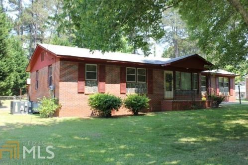 135 Preston Pl, Lagrange, GA 30241-1845
