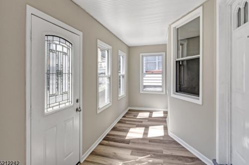 59 Park Ter, Town Center, NJ 07052-5716