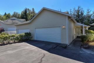 2152 28th St, Bellingham, WA 98225-8279
