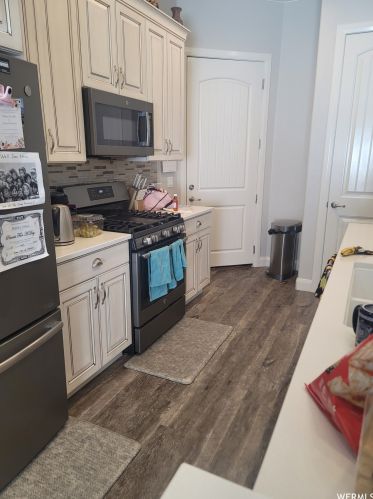 2351 Cres Hts Dr, Cedar City UT 84720-3360 exterior